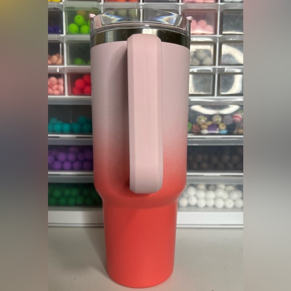 Stanley OG 40 Oz Coral Ombre - Picture 4 of 7